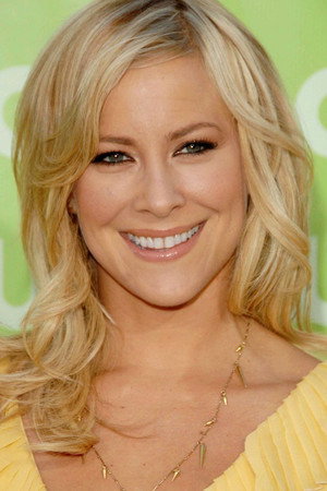 Brittany Daniel in Joe Dirt
