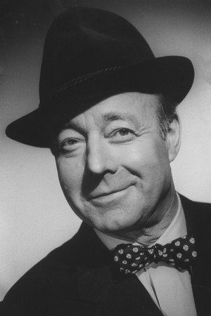 Heinz Rühmann in The Three from the Filling Station