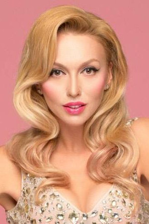 Olia Poliakova in Date in Vegas