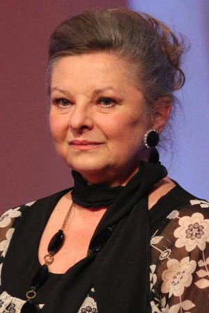 Mariana Mihuț in The Oak
