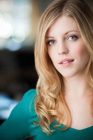 Stephanie Moroz in Merry   Bright