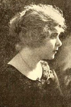 Lottie Kruse in The Deciding Kiss