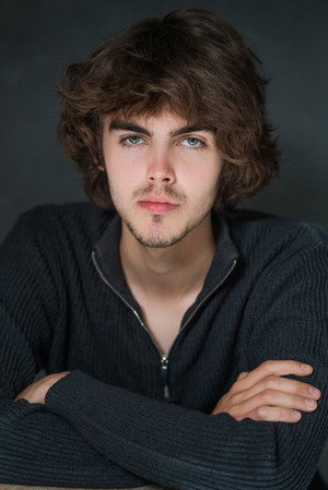 Leo Harvey-Elledge in Midas Man