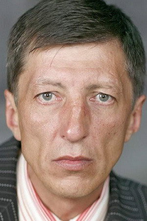 Evgeny Mundum in Alien Girl