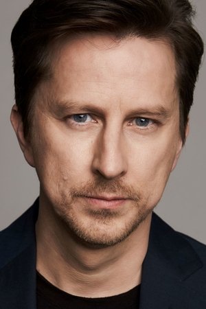 Lee Ingleby in Victory to the Mimers