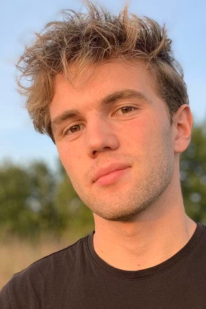 Jonathan Lindinger in The Kite
