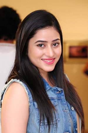 Ridhima Ghosh in Dwitiyo Purush