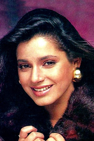 Neelam Kothari in Antim Nyay