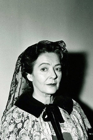 Iphigenie Castiglioni in Valerie