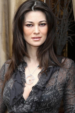Manuela Arcuri in Blades in the Darkness