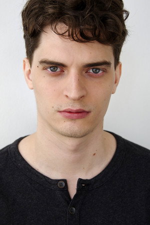 Bryan Ruffo in Loucas pra Casar