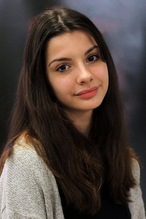 Miona Ilov in Darkling