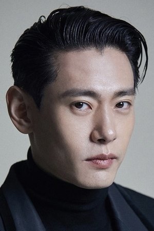 Teo Yoo in Leto