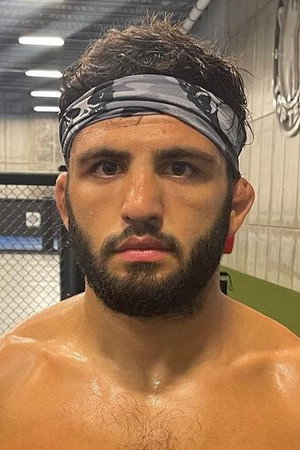 Arman Tsarukyan in UFC 331: Van vs. Pantoja 2