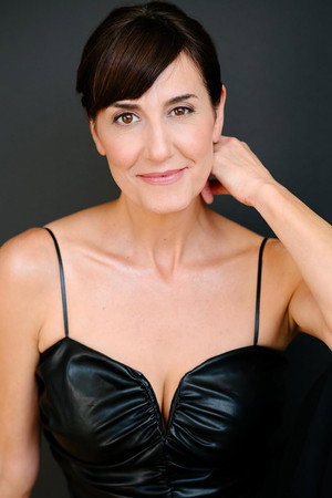 Stephanie Figueira in Orders