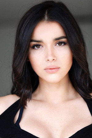 Edilsy Vargas in Lotoman 2.0