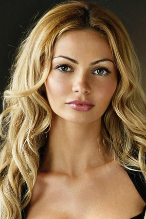 Gia Skova in The Serpent