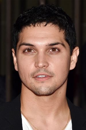 Augusto Aguilera in The Fix