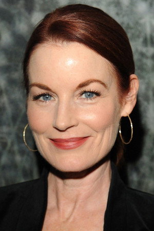 Laura Leighton in The Burrowers