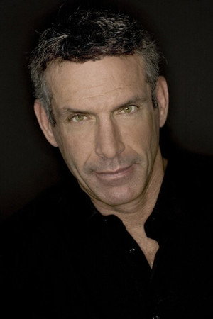Ken Samuels in OSS 117  Lost in Rio