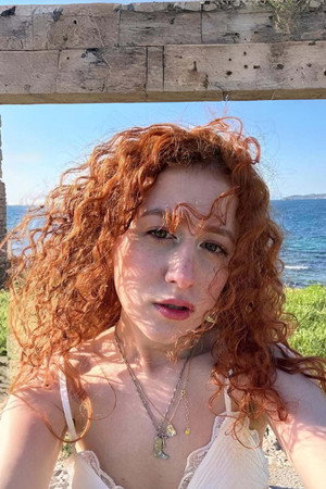 Aysel Yalçın in Mr. Hidayet