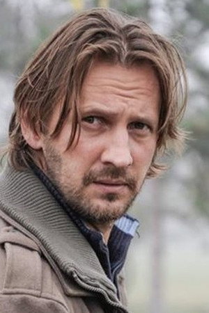 Bogdan Farcaș in Grounded (Between Borders)