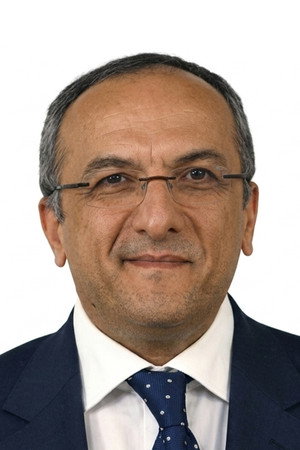 Rıdvan Akar in Karaoğlan: Bir Ecevit Belgeseli