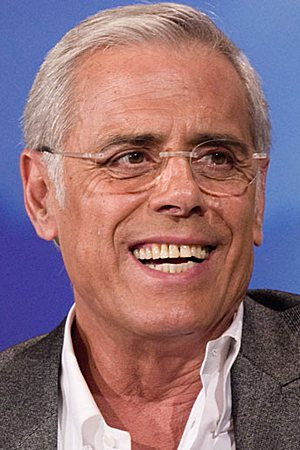Teo Teocoli in Suntanned