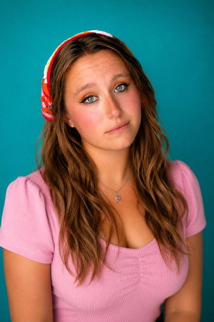 Katie Evans in I-21