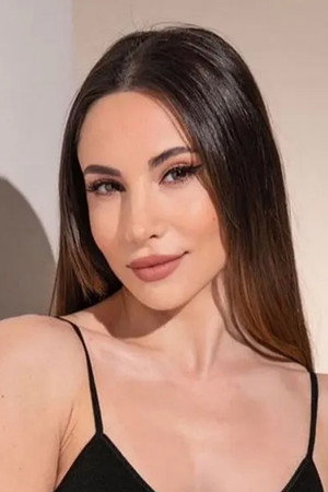 Magui Bravi in The Shape of the Woods