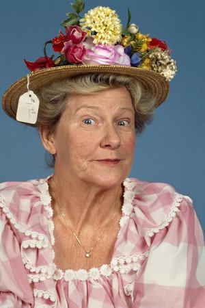 Minnie Pearl in That Tennessee Beat