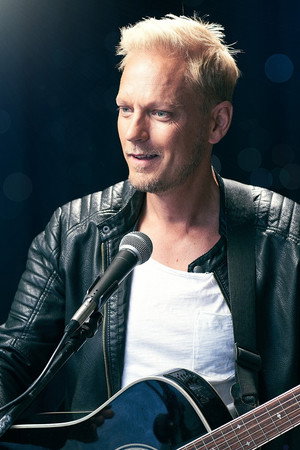 Thomas Järvheden in Sunny Standup - En Roadmovie