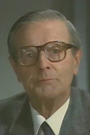 Heinz Braun in Hello, Children!