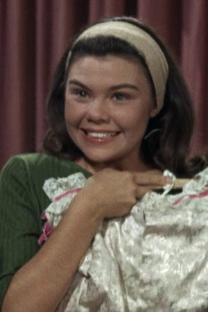 Cynthia Hull in Monster Invaders from Space