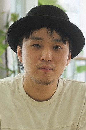 Yuichi Toyone in Bare-assed Japan