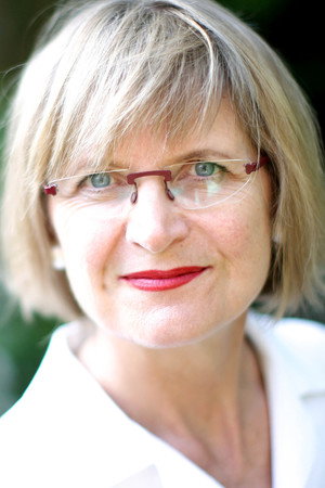 Jancis Robinson in Wine and War