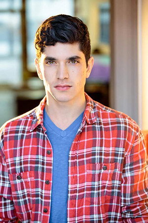 Al Calderon in Hello Again
