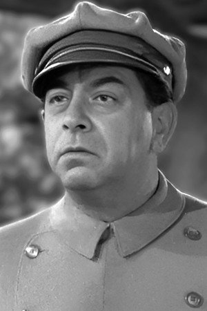 Murray Leonard in Lost in a Harem
