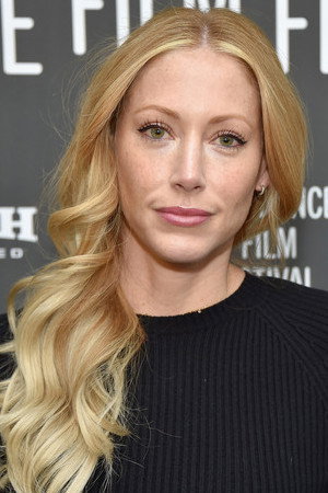 Julie Mintz in Moby Doc