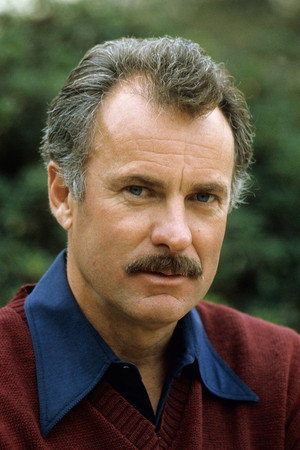 Dabney Coleman in Bite the Bullet