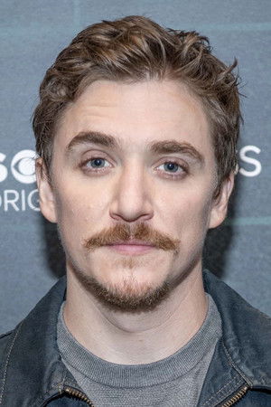Kyle Gallner in Man Vs.
