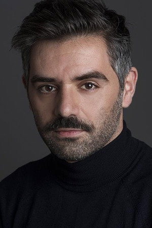 Ricardo Barbosa in Sunburn