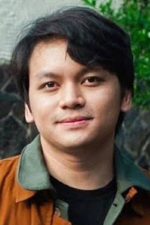 Calvin Jeremy in KKN: Curse of the Dancing Village