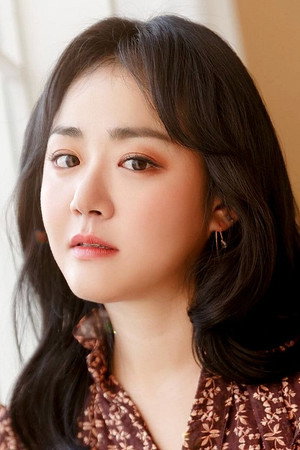 Moon Geun-young in The Throne