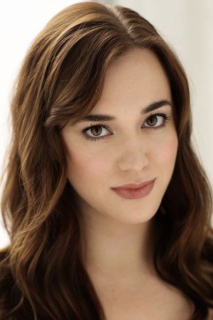 Andrea Bowen in Zoe Gone