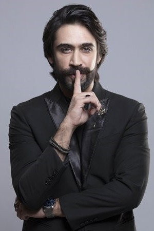 Ali Rehman Khan in Parchi