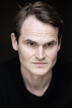 Fabian Hinrichs in The Traitor