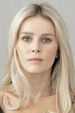 Kateryna Kuznetsova in December 31st Express