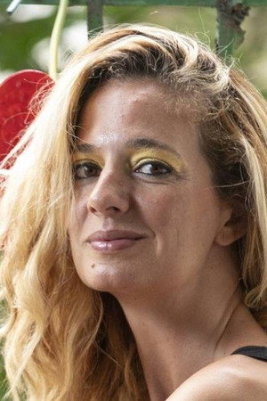 Letícia Novaes in Any Stray Cat 2