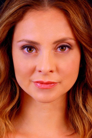 Laura Ortiz in Super Clyde